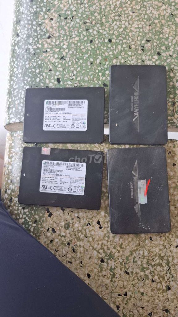 Ổ cứng SSD 128GB SATA 6Gbps Đen. Mua bán Linh kiện (RAM, Card...) tại Huyện Kế Sách Sóc Trăng được đăng bởi Văn Lịch hình 1