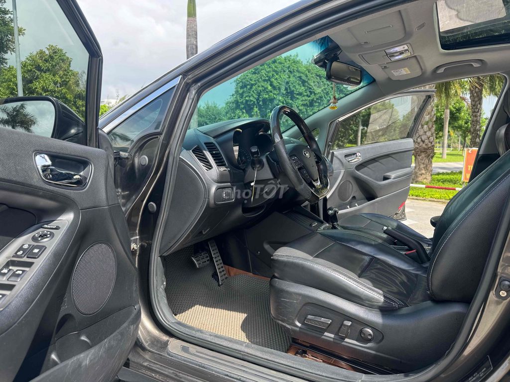 Cần bán  Kia K3 2013 1.6 AT - 140000 km. Mua bán Ô tô tại Quận Thanh Khê Đà Nẵng được đăng bởi Chính chủ hình 16