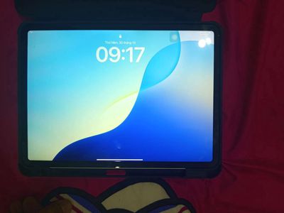 iPad Pro 2018 64GB 5G Bạc iPadOS 18.6. Mua bán Máy tính bảng tại Quận Liên Chiểu Đà Nẵng được đăng bởi CTY VINAKIP ĐA NANG