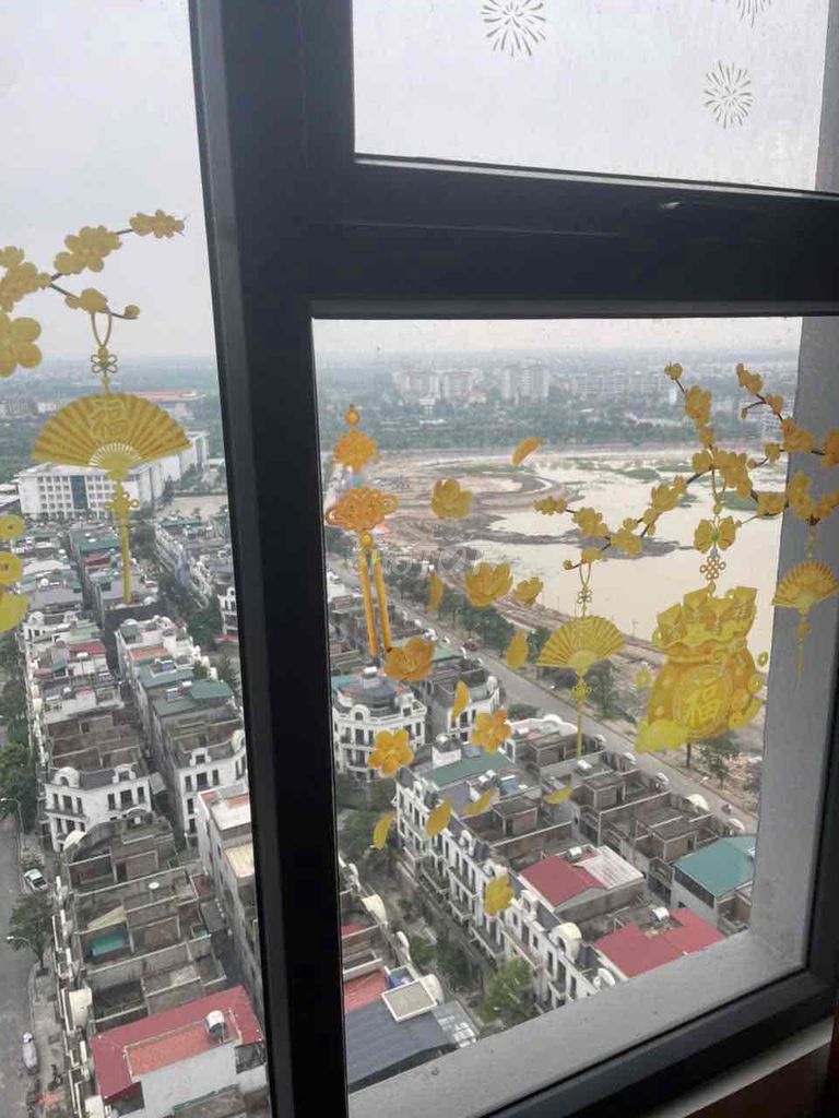 Chính chủ cần tiền hạ giá bán căn chung cư Lô góc đẹp, giá tốt