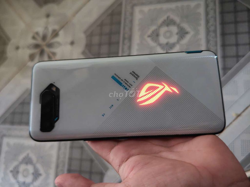 Asus ROG Phone 5s 16/256GB máy đẹp có giao luu. Mua bán Điện thoại tại Huyện Xuân Lộc Đồng Nai được đăng bởi NHut Dang hình 1