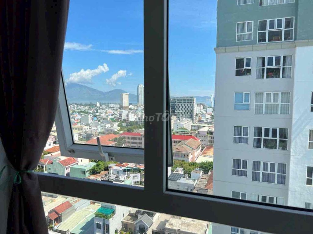2-bedroom apartment in Đà Nẵng Plaza, central Hải Châu — photo 5