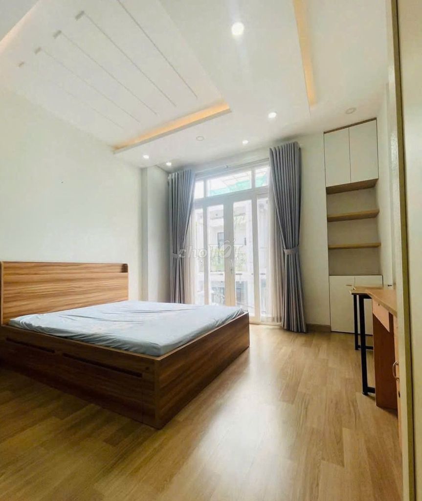 Здание 90м², 1 цоколь, 3 этажа, QL13, Hiep Binh Phuoc, Thu Duc, 25 млн