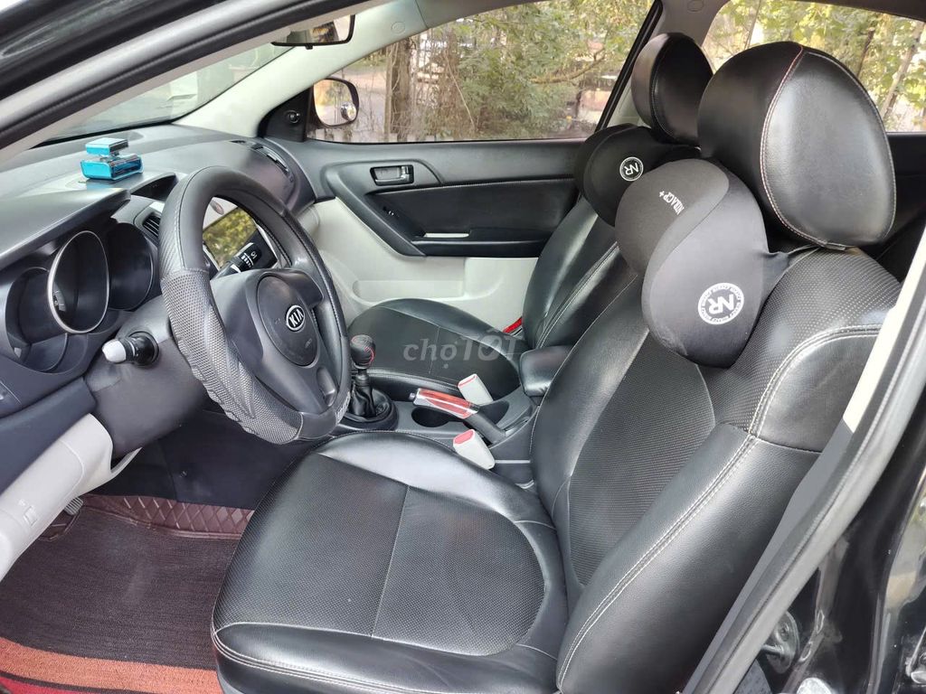 Kia Forte 2009 1.6L Số sàn Đen. Mua bán Ô tô tại Quận Hà Đông Hà Nội được đăng bởi ngô Quỳnh Anh hình 3