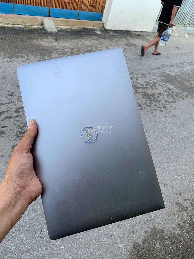 Dell Precision 5540 i5-9400H 15.6 inch 8GB/256GB. Mua bán Laptop tại Huyện Quế Võ Bắc Ninh được đăng bởi Luân hình 1
