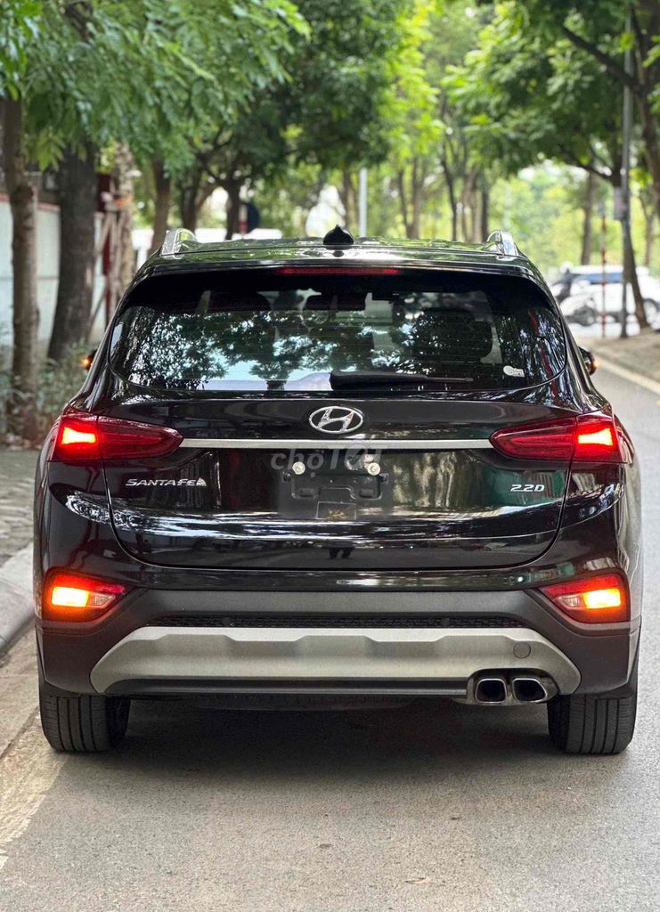 Hyundai Santafe 2.2D tiêu chuẩn sx 2021 siêu đẹp. Mua bán Ô tô tại Quận Cầu Giấy Hà Nội được đăng bởi Cao Quý hình 6