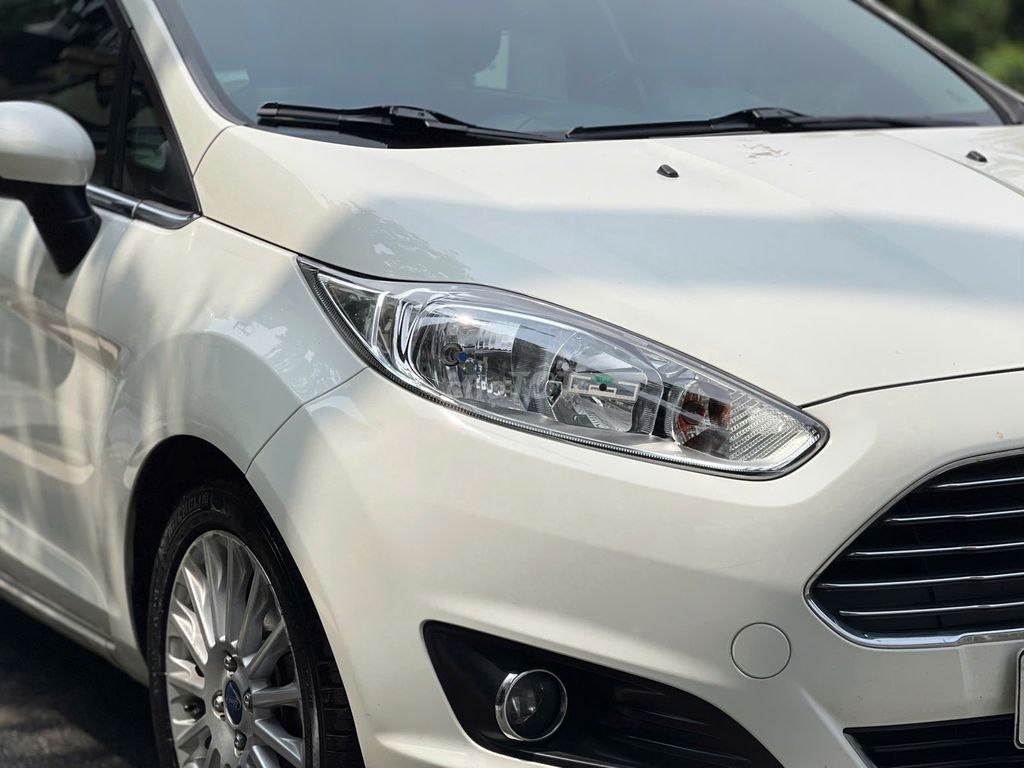 Ford Fiesta Sport 2016. Mua bán Ô tô tại Quận Long Biên Hà Nội được đăng bởi Long Biên Cars hình 12