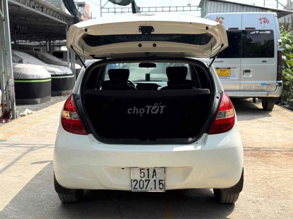 HUYNDAI I20 2011 TỰ ĐỘNG ,XE RẤT ĐẸP. Mua bán Ô tô tại Quận Bình Tân Tp Hồ Chí Minh được đăng bởi XUÂN DUY AUTO hình 13