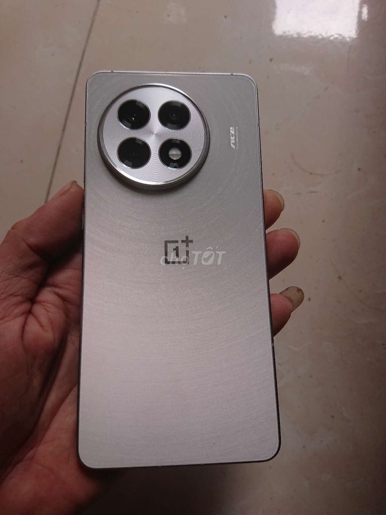 OnePlus Ace Bạc Đã sử dụng. Mua bán Điện thoại tại Huyện Thanh Oai Hà Nội được đăng bởi phạm hình 1