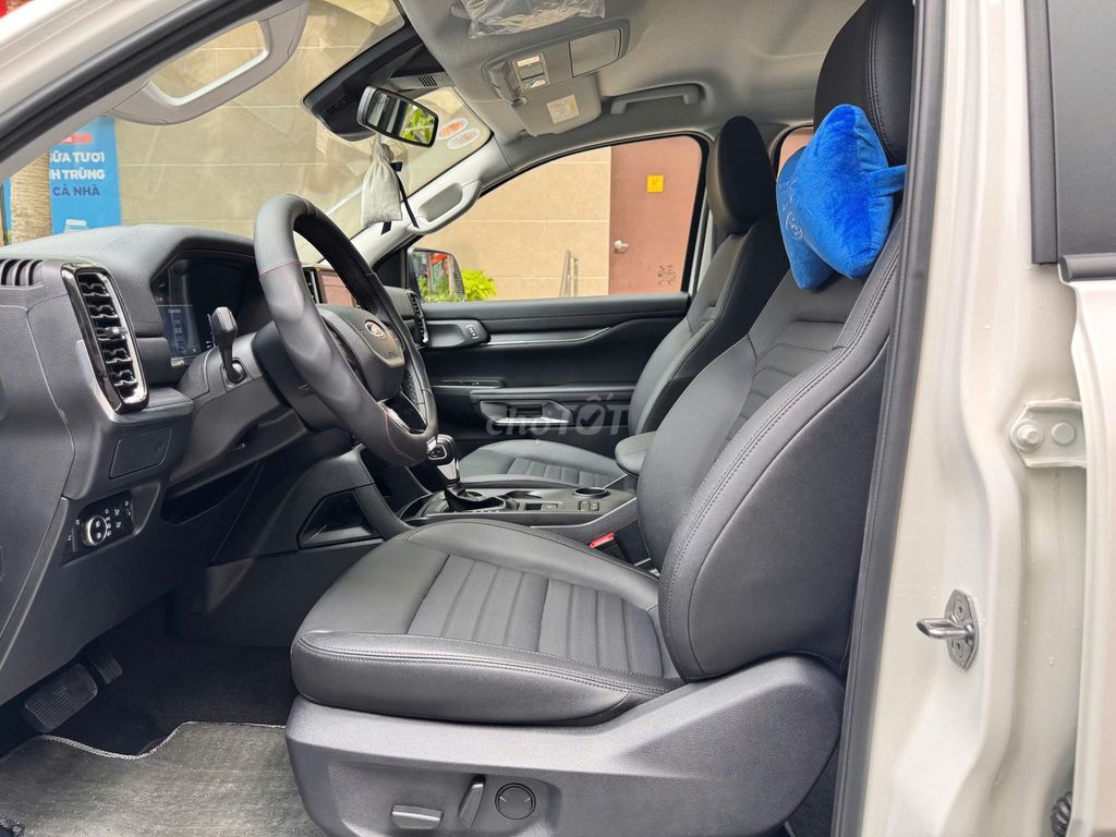 Everest Sport 2025 - Odo 660km - Zin đến 99.9%. Mua bán Ô tô tại Thành phố Thuận An Bình Dương được đăng bởi Phổ Quang Ford Assured hình 16