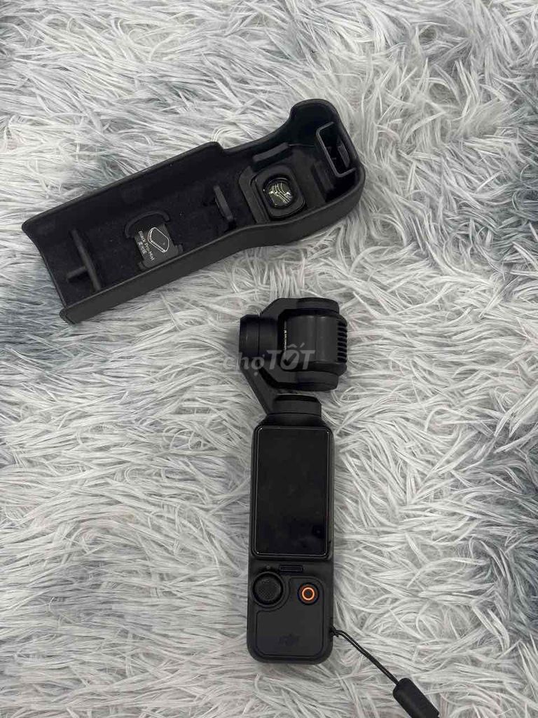 Máy quay vlog DJI Pocket 3 Đen Đã qua sử dụng. Mua bán Máy ảnh, Máy quay tại Quận 5 Tp Hồ Chí Minh được đăng bởi Kim Ngân hình 1