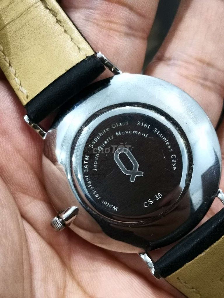 Knot Cs-36 made in japan vỏ thép kính sa phia