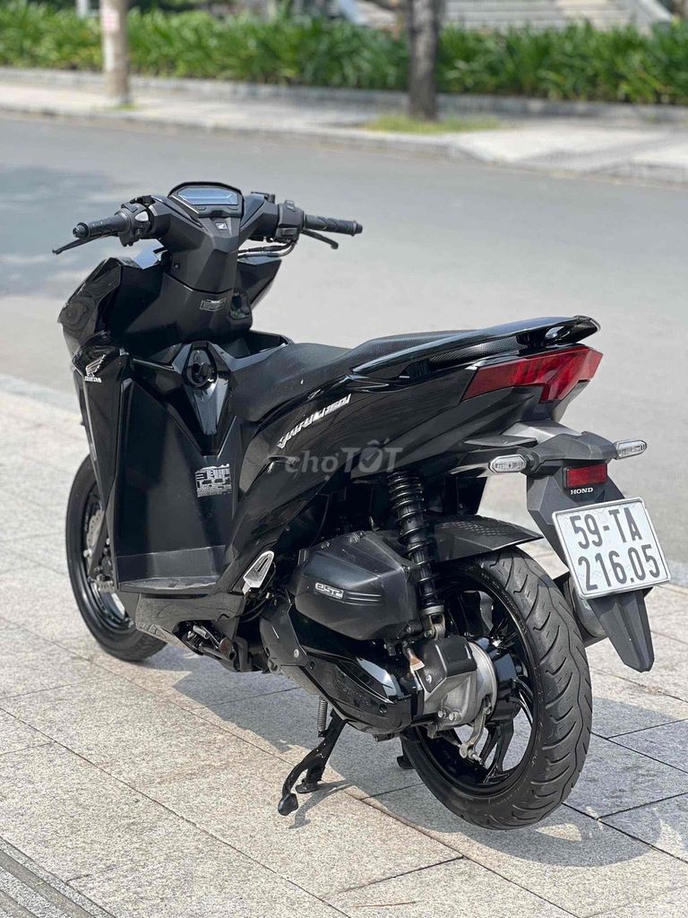 Honda Vario 150 2020 Đen Sporty 18000 km. Mua bán Xe máy tại Quận 11 Tp Hồ Chí Minh được đăng bởi Hưng Từ hình 8