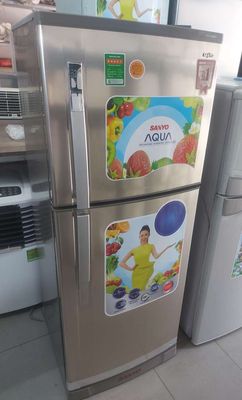 Tủ lạnh Sanyo 220L zin đẹp bền bỉ nhẹ điện mới 90%