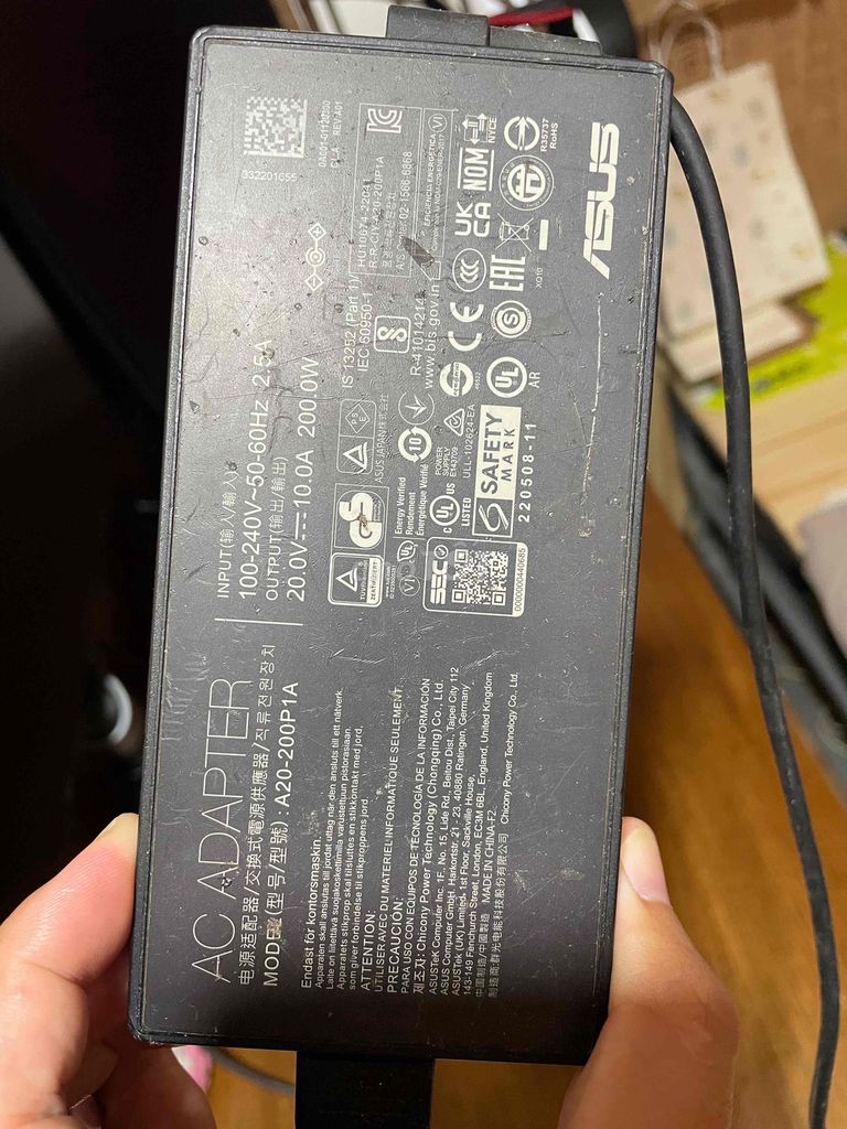 Sạc laptop Asus A20-200P1A 200W. Mua bán Phụ kiện (Màn hình, Chuột...) tại Quận Cẩm Lệ Đà Nẵng được đăng bởi Hoàng Hà hình 1