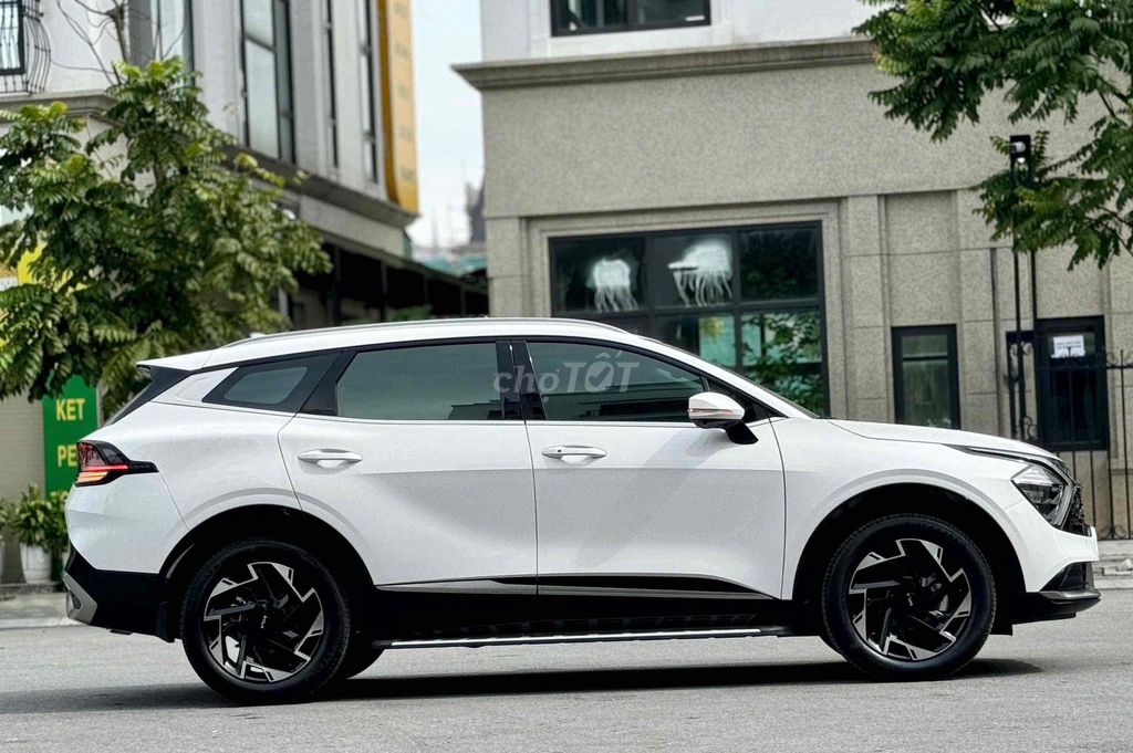 SPORTAGE DK T2/25 BH Hãng 2030. Mua bán Ô tô tại Quận Long Biên Hà Nội được đăng bởi DUONGMINH AUTO  hình 8