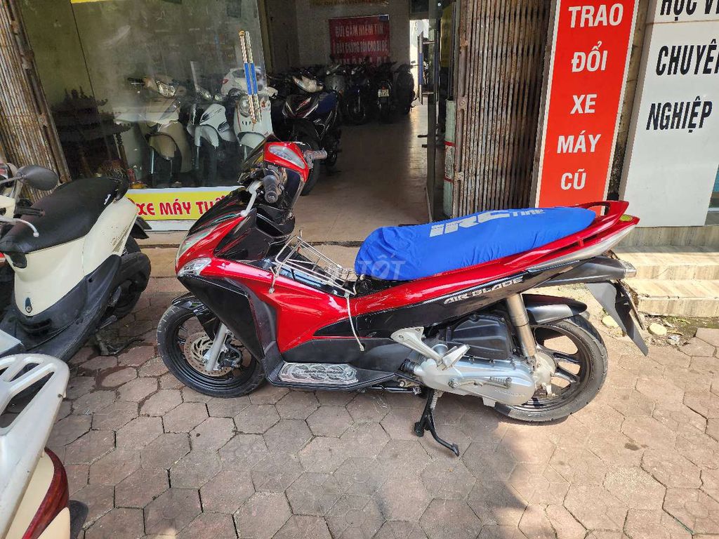 Chính chủ máy zin cần bán hình thức đẹp. Mua bán Xe máy tại Quận Kiến An Hải Phòng được đăng bởi Hà Minh Tuấn hình 2