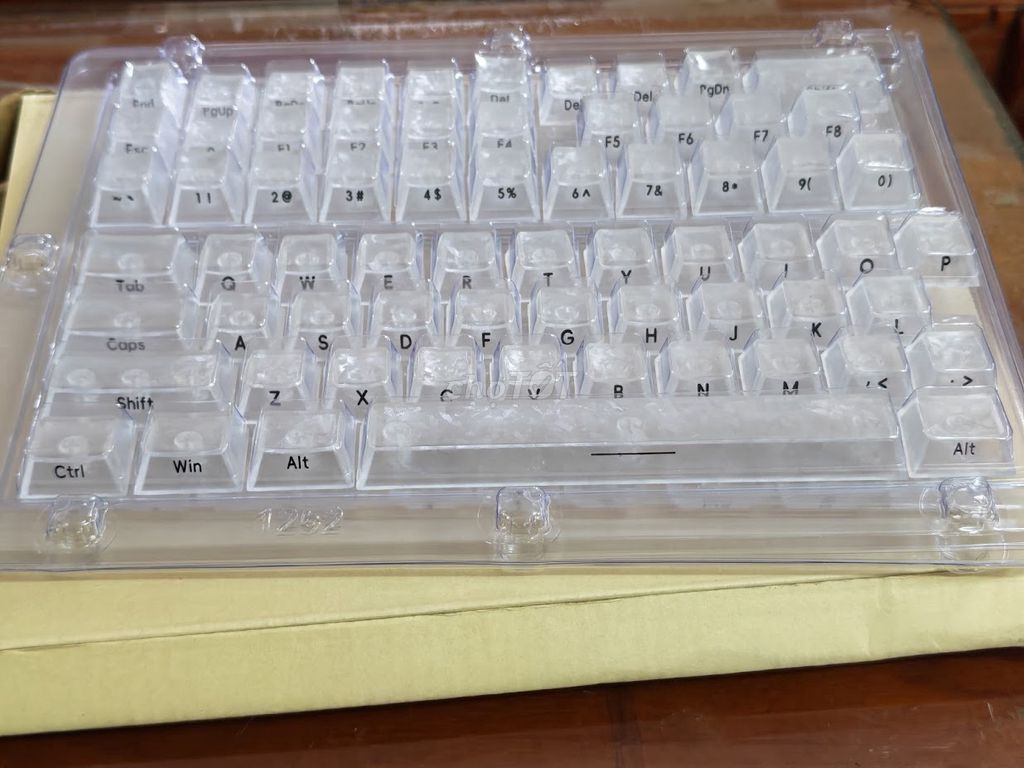 Keycap bàn phím cơ sợi carbon. Mua bán Phụ kiện (Màn hình, Chuột...) tại Huyện Thủ Thừa Long An được đăng bởi Nguyễn Hữu Vinh hình 1