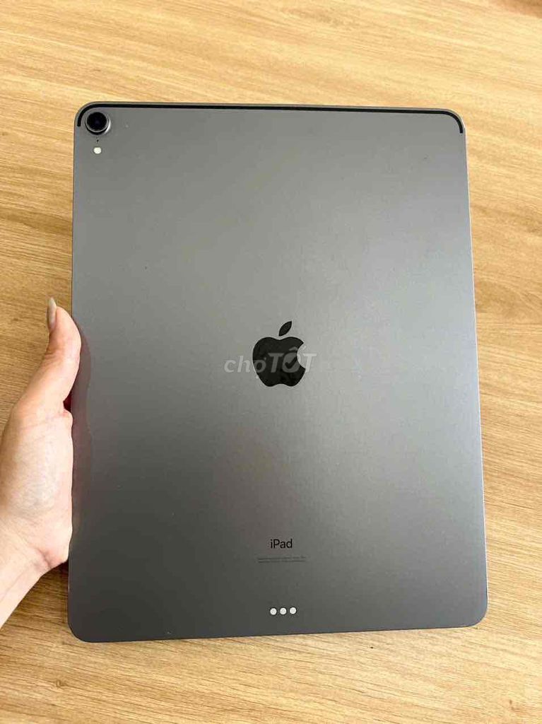 iPad Pro 12.9 inch 2018 Wifi 256GB LL Gray 98%. Mua bán Máy tính bảng tại Quận Tân Bình Tp Hồ Chí Minh được đăng bởi TuanDigi VN hình 1