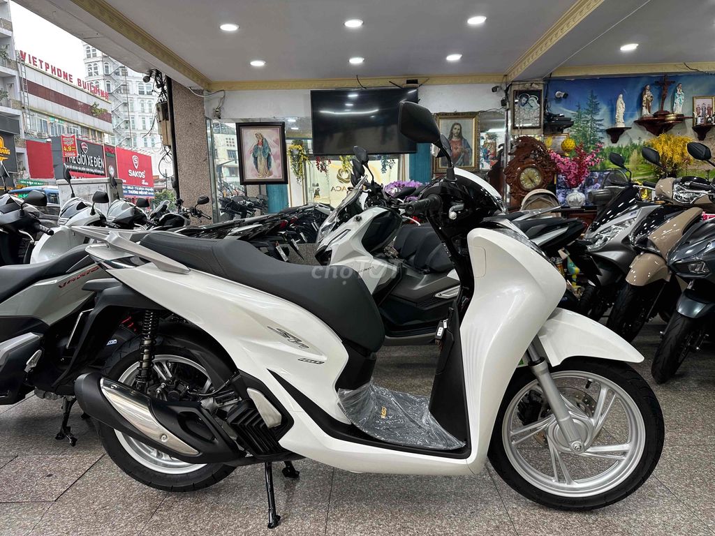 SH 160i ABS + HSTC 2024 Trắng 1637 Km Bao Sang Tên. Mua bán Xe máy tại Quận Phú Nhuận Tp Hồ Chí Minh được đăng bởi Ngô Hà hình 7