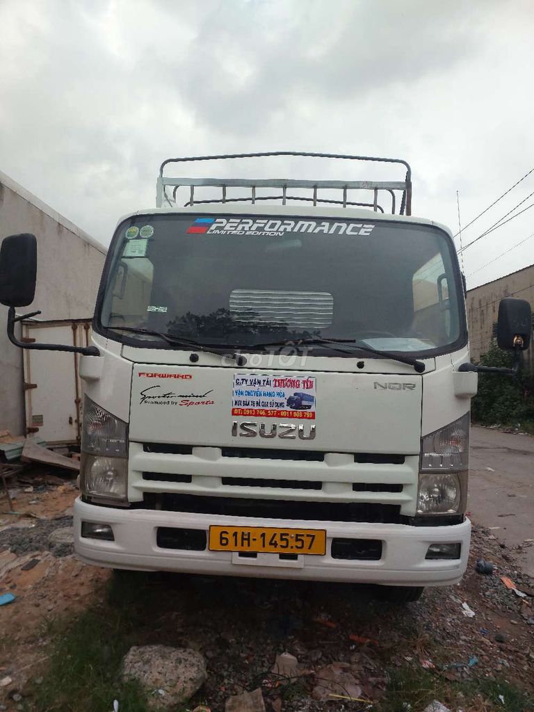 Isuzu 4t950 đời 2014 thùng cao 2m4 máy lạnh