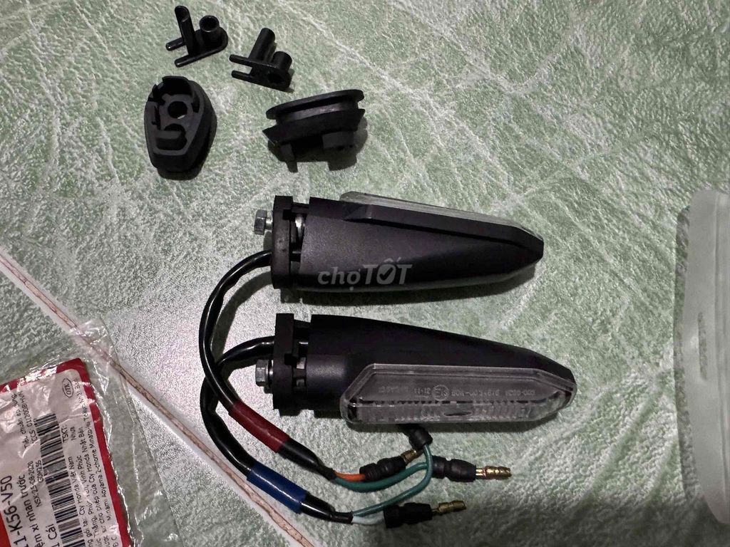 Xi nhan Honda Winner X Vario FZ155. Mua bán Phụ tùng xe tại Thành phố Vũng Tàu Bà Rịa - Vũng Tàu được đăng bởi Bùi Tiến Trọng hình 1