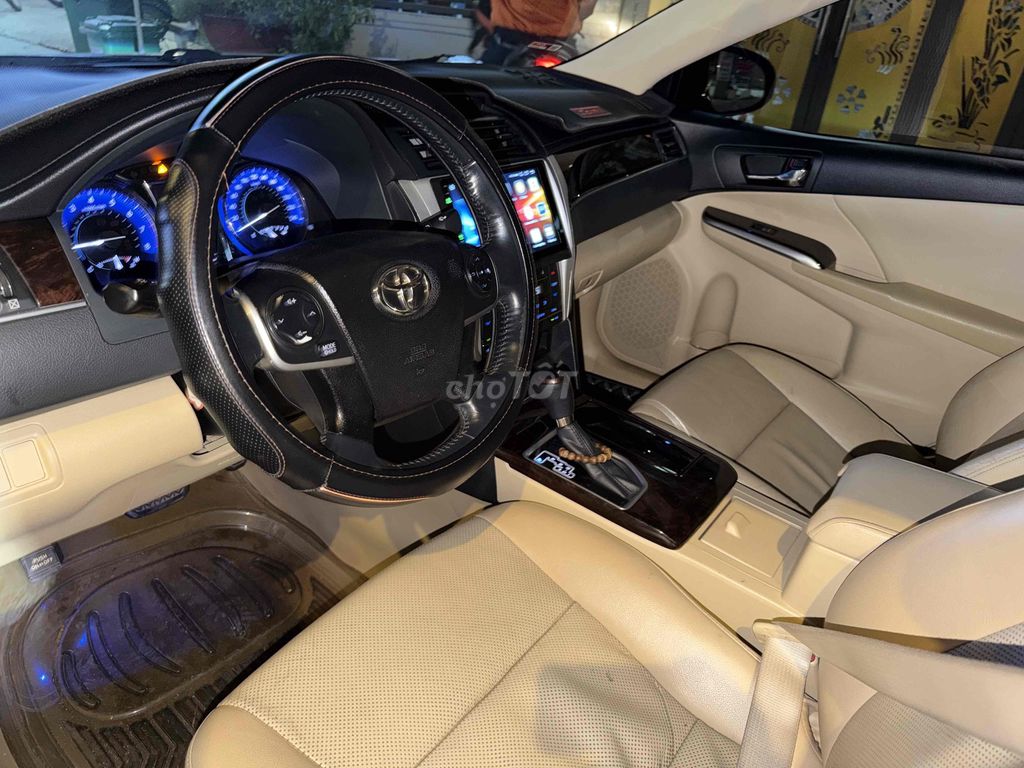 Toyota Camry 2017 2.0E Màu đen Sang trọng. Mua bán Ô tô tại Quận 12 Tp Hồ Chí Minh được đăng bởi A Quý hình 4