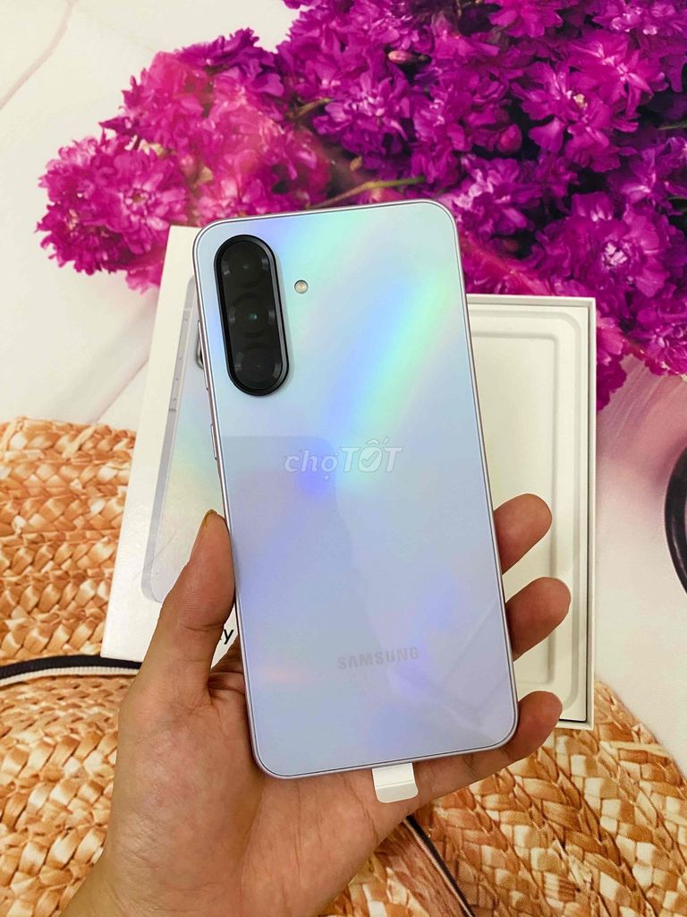 Samsung Galaxy A36 5G 256GB Tím Như mới. Mua bán Điện thoại tại Thành phố Huế Thừa Thiên Huế được đăng bởi Chuyên Hàng Công Ty hình 1
