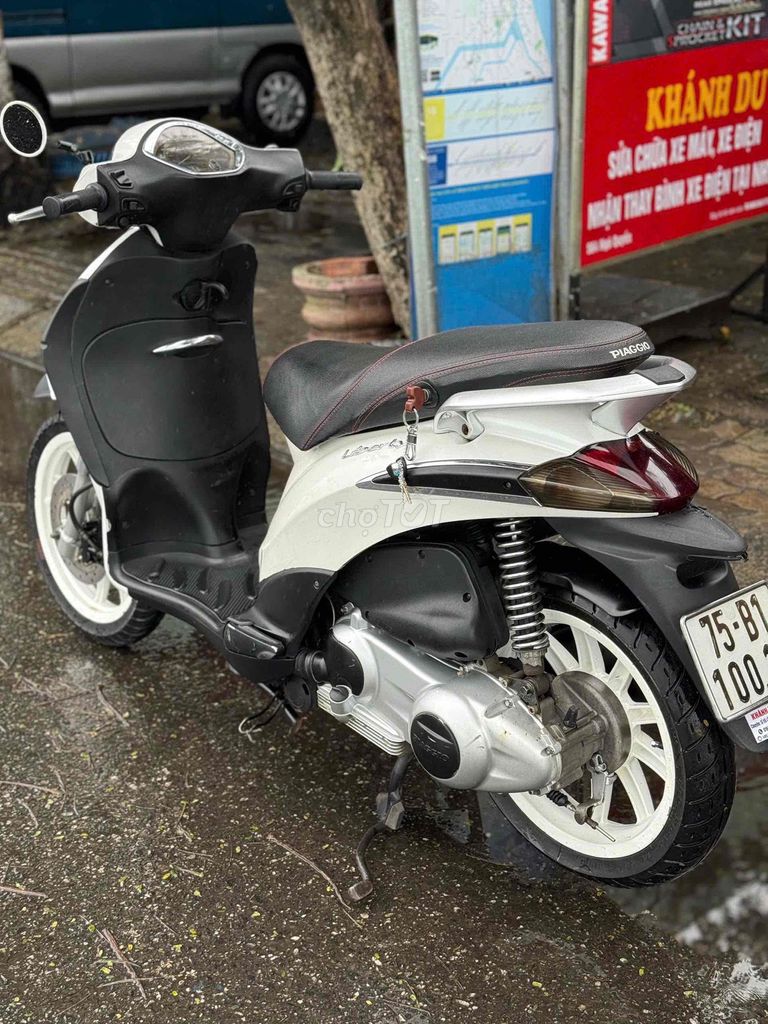Piaggio Liberty Trắng. Mua bán Xe máy tại Quận Sơn Trà Đà Nẵng được đăng bởi khánh duy bán xe trả góp hình 4