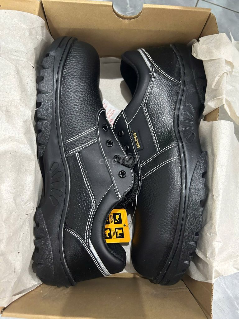 Giày bảo hộ Sami Nam size 45 Đen Mới. Mua bán Giày dép tại Quận Liên Chiểu Đà Nẵng được đăng bởi Trần Thị Thuý Nga hình 1