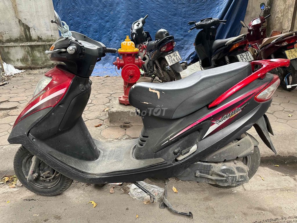 SYM Attila Đỏ đen giá 2tr500. Mua bán Xe máy tại Quận Hai Bà Trưng Hà Nội được đăng bởi duy hình 1