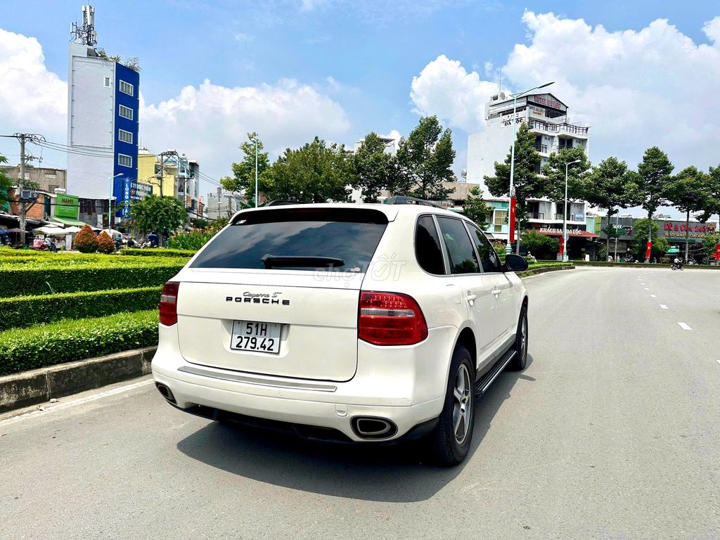 Porsche Cayenne 3.2 rất ít hao xang nhập 2005. Mua bán Ô tô tại Quận Bình Thạnh Tp Hồ Chí Minh được đăng bởi Lê minh quang  hình 6