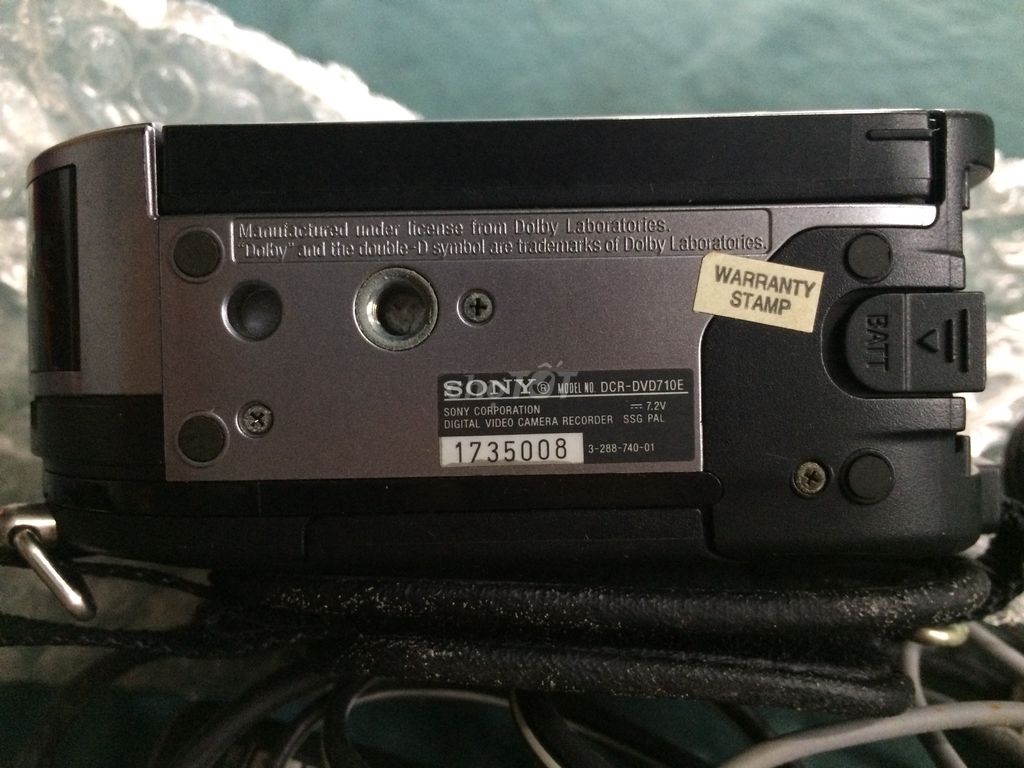 Máy quay phim Sony DCR-DVD710E Bạc. Mua bán Máy ảnh, Máy quay tại Huyện Bến Lức Long An được đăng bởi Phan Tấn hình 1