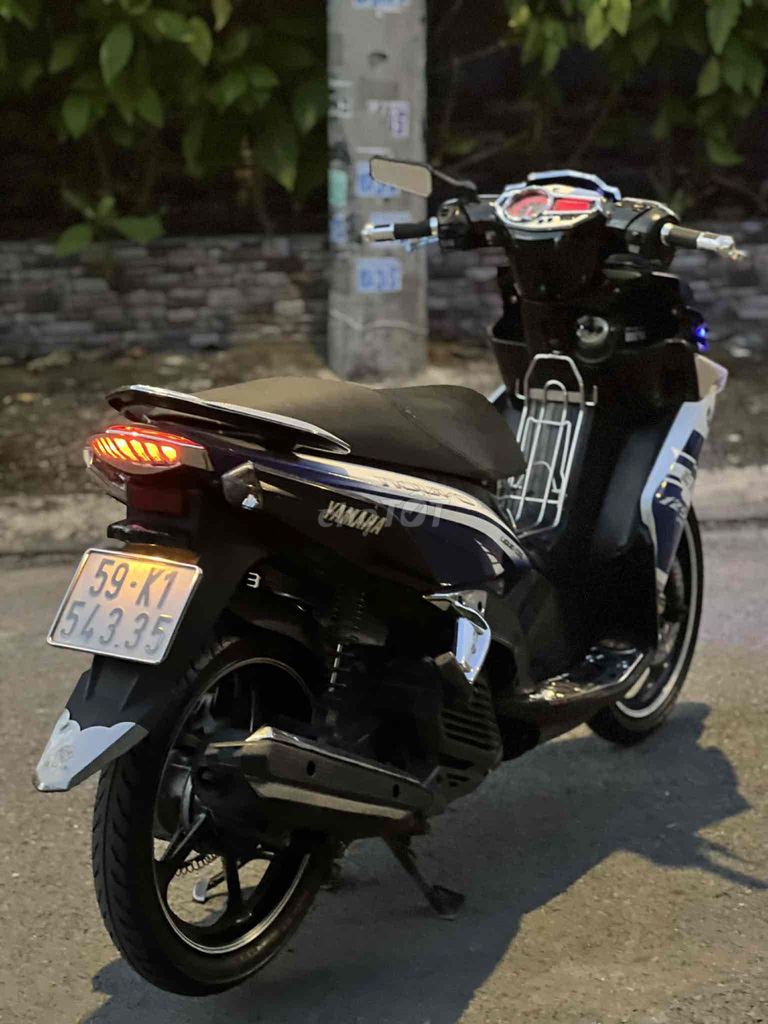 Xe yamaha novo5 2014 màu  xanh trắng RB mới 95 %. Mua bán Xe máy tại Thành phố Thủ Đức Tp Hồ Chí Minh được đăng bởi Nguyễn Thanh Bình hình 5