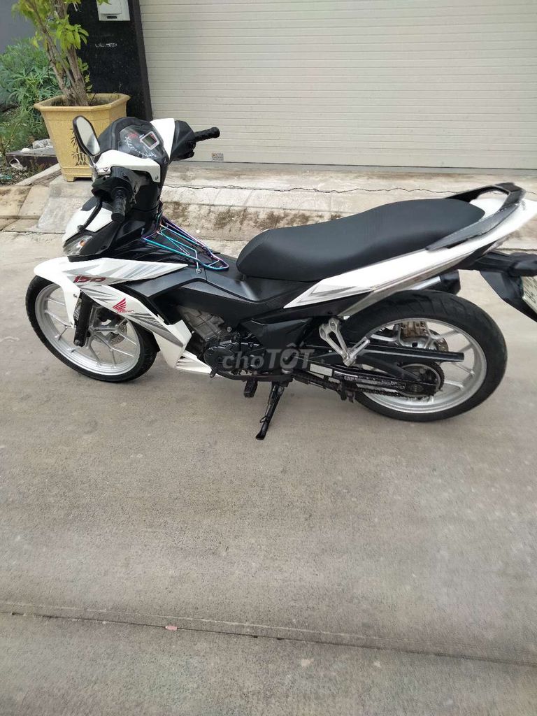 Honda Winner Белый черный v1..2018
