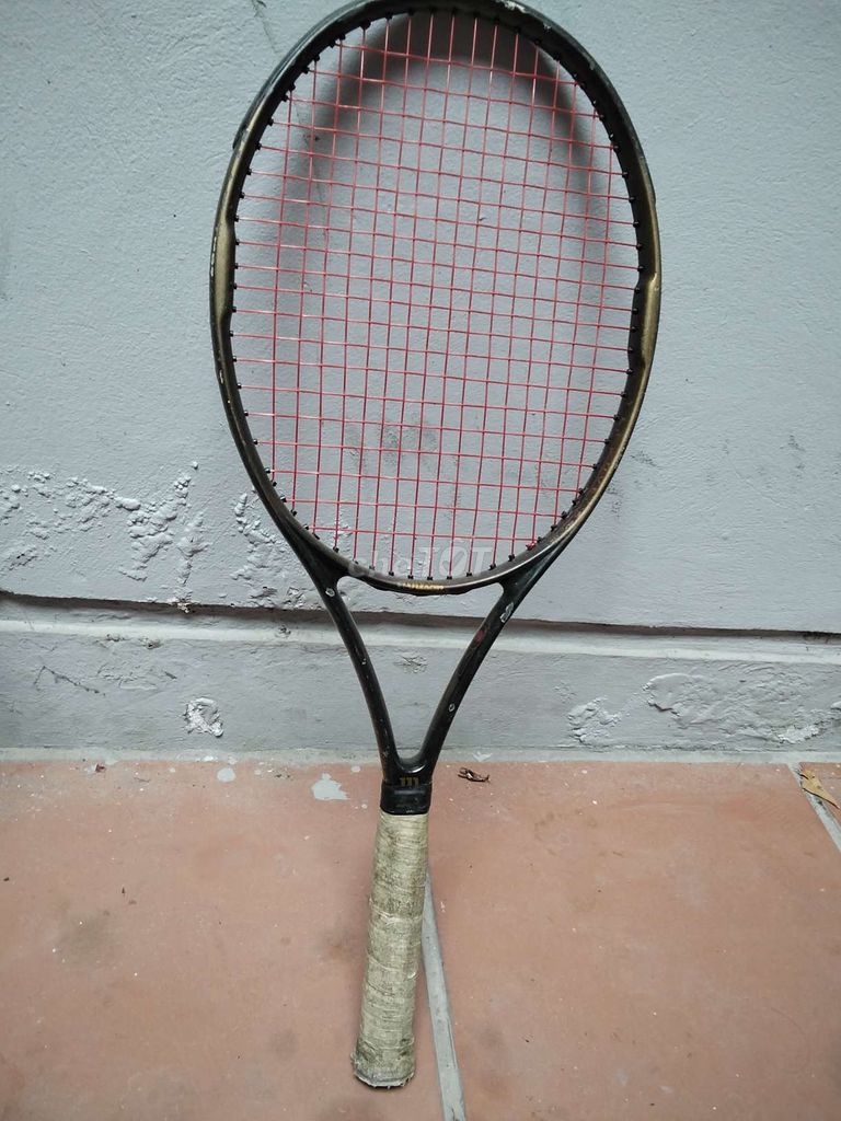 Bán vợt tennis