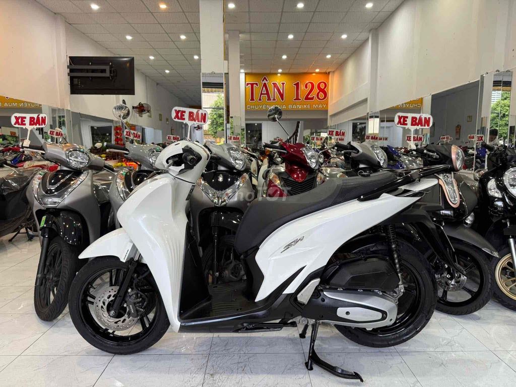 SH 2022 - Odo 7 Ngàn - Vỏ Zin Dày Cui. BS 68. Mua bán Xe máy tại Thành phố Rạch Giá Kiên Giang được đăng bởi XE MÁY CŨ TÂN 128 hình 2