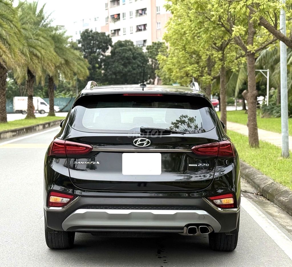 Hyundai Santa Fe 2019 2.2D Premium - 80000 km. Mua bán Ô tô tại Quận Long Biên Hà Nội được đăng bởi Anh Anh hình 2