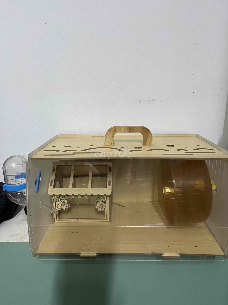 Chuồng hamster gỗ Acrylic. Mua bán Phụ kiện, Thức ăn, Dịch vụ tại Quận Bình Thạnh Tp Hồ Chí Minh được đăng bởi Mint  hình 1