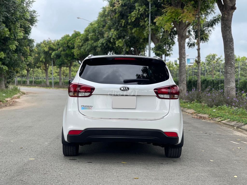 Kia Rondo 2019 số sàn màu trắng. Mua bán Ô tô tại Quận Gò Vấp Tp Hồ Chí Minh được đăng bởi Xuân Trường hình 2