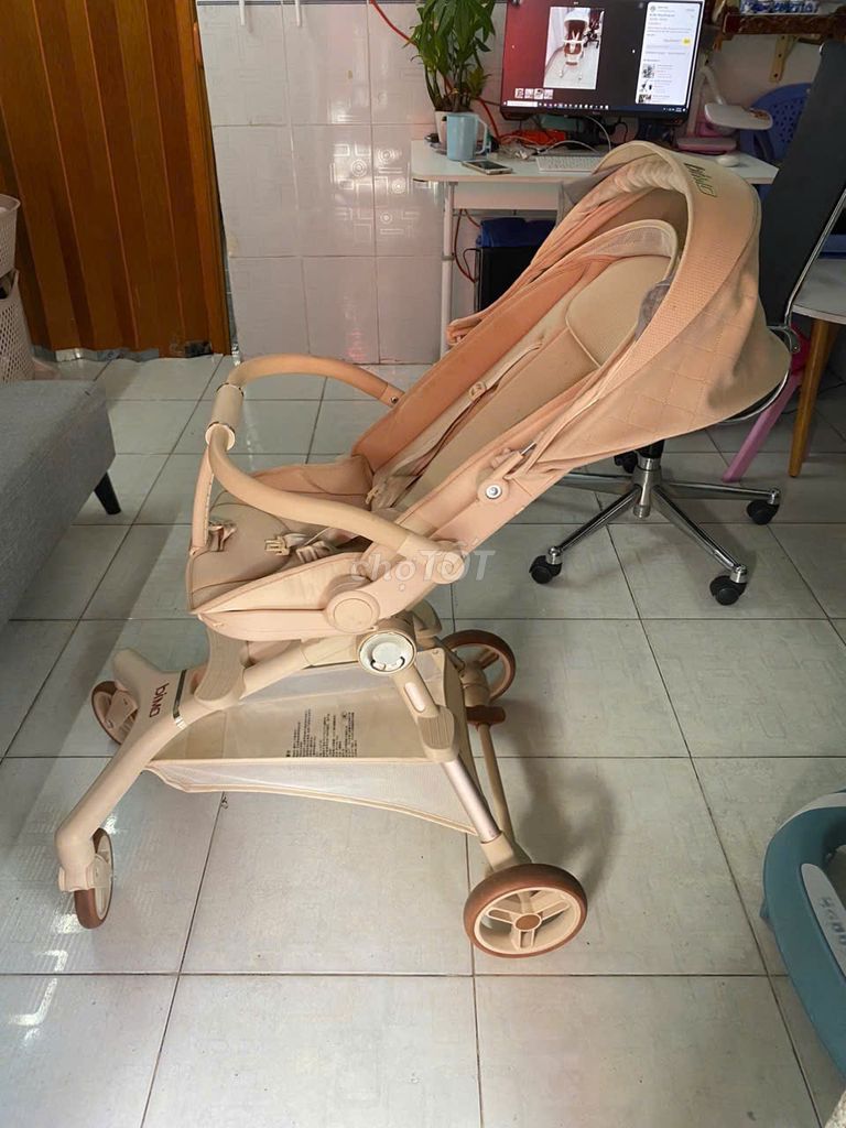 Xe đẩy em bé Bimo màu Kem. Mua bán Mẹ và bé tại Thành phố Thủ Đức Tp Hồ Chí Minh được đăng bởi Ngan Nguyen hình 1