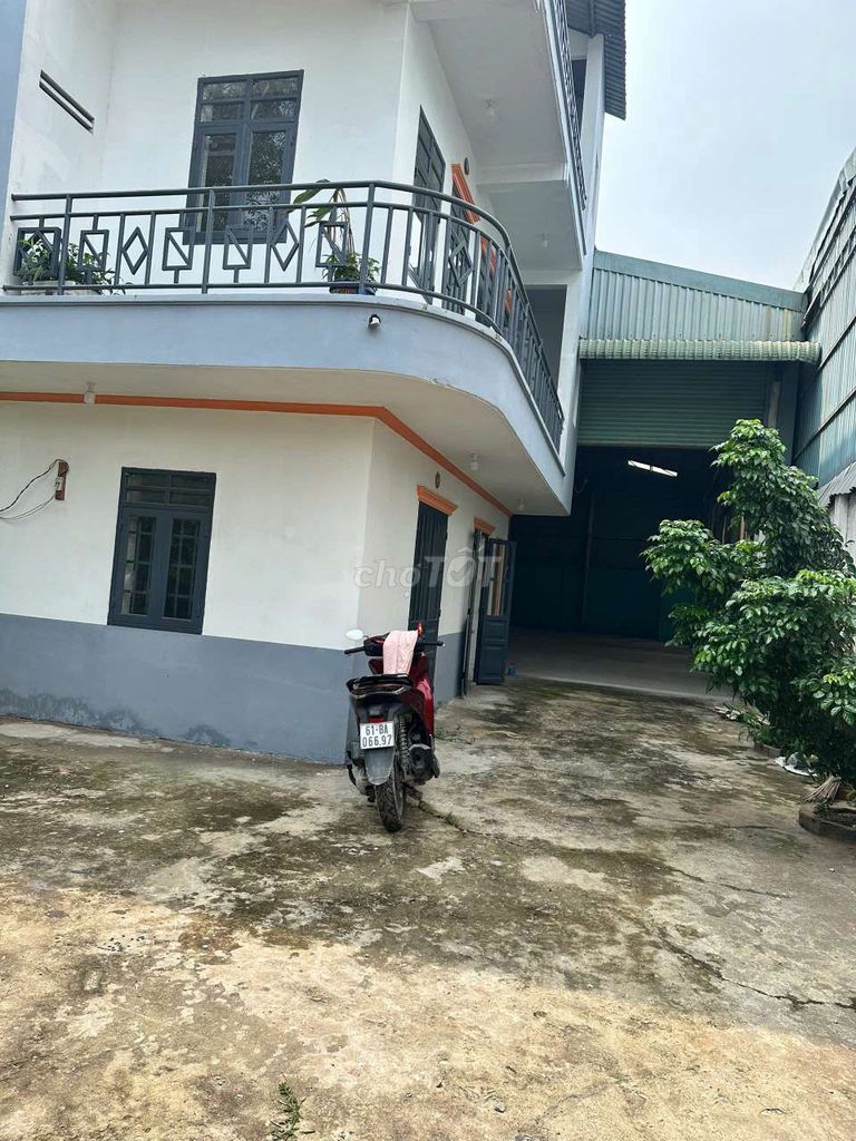 Xưởng Thuận An 350m²/15tr đường cont văn phòng nhà ở trệt lầu