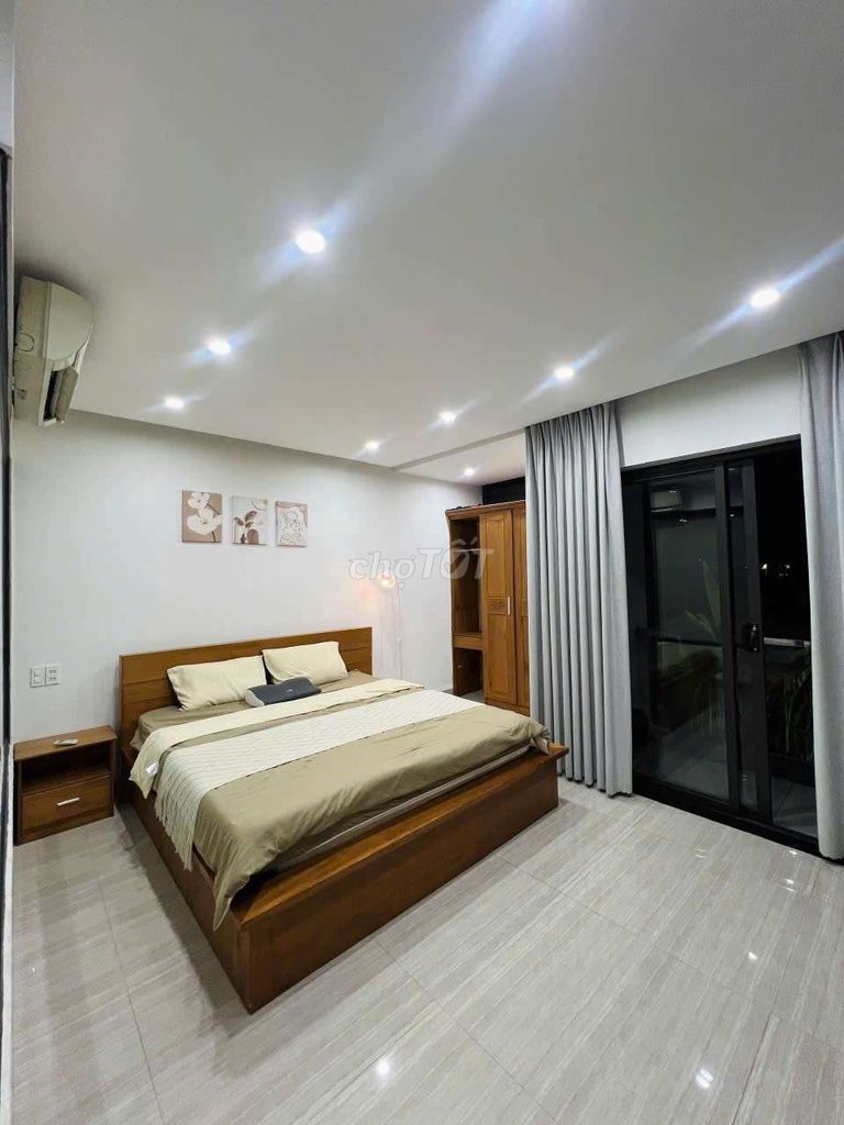 Private full-floor penthouse with beautiful views — photo 7