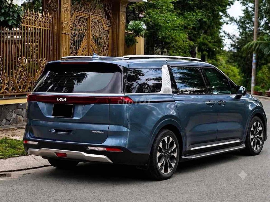 KIA Carnival 2.2 Sig 2022 Синий