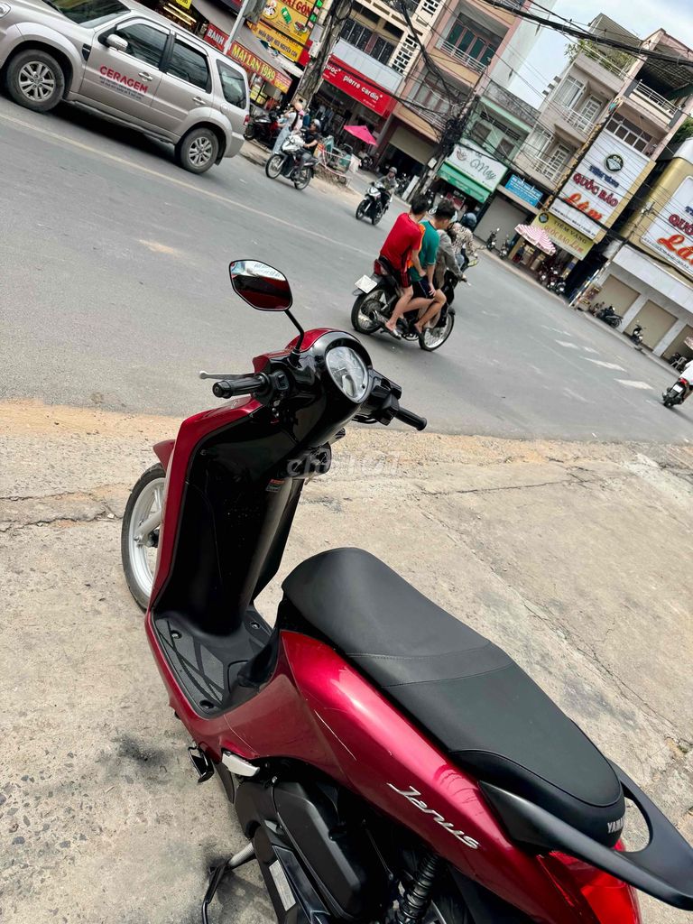 ✳️✳️ Janus đỏ đen đký T12/2017 xe đẹp chính chủ. Mua bán Xe máy tại Thành phố Biên Hòa Đồng Nai được đăng bởi XE MÁY CŨ THÀNH MỸ  hình 6