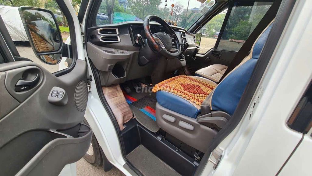 Ford Transit 2023 Trắng 70000 km. Mua bán Ô tô tại Quận 4 Tp Hồ Chí Minh được đăng bởi Minh Phương hình 8