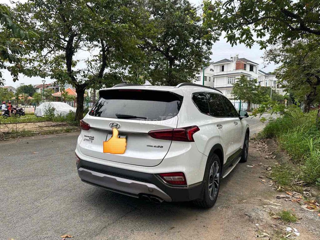 Hyundai Santafe, полная дизельная комплектация, 2020, белый