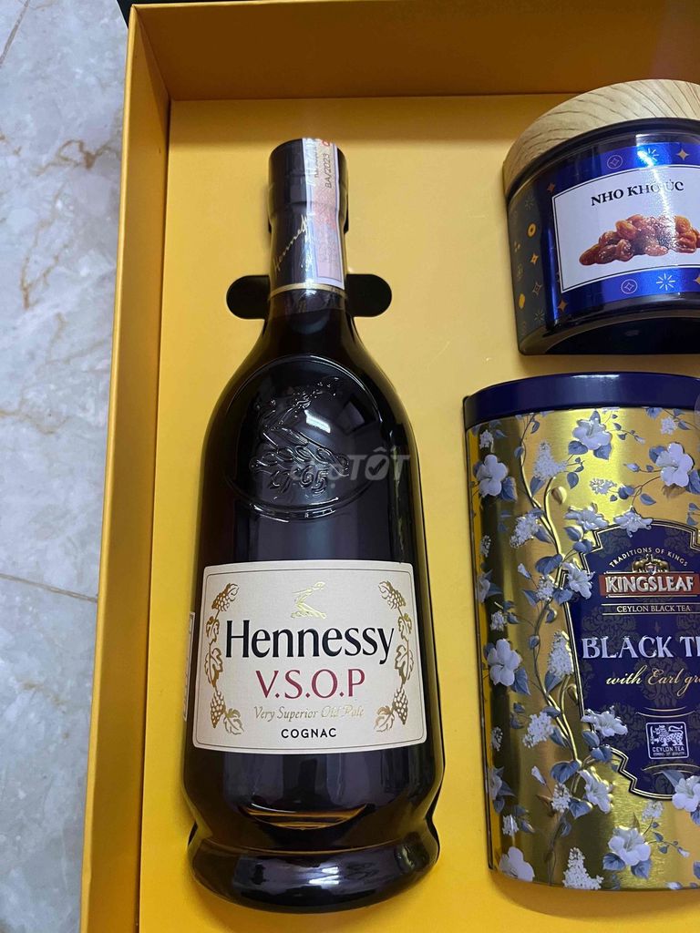 Hộp quà Tết Hennessy V.S.O.P. Mua bán Đồ ăn, thực phẩm và các loại khác tại Thành phố Dĩ An Bình Dương được đăng bởi Nguyễn công nguyên hình 1