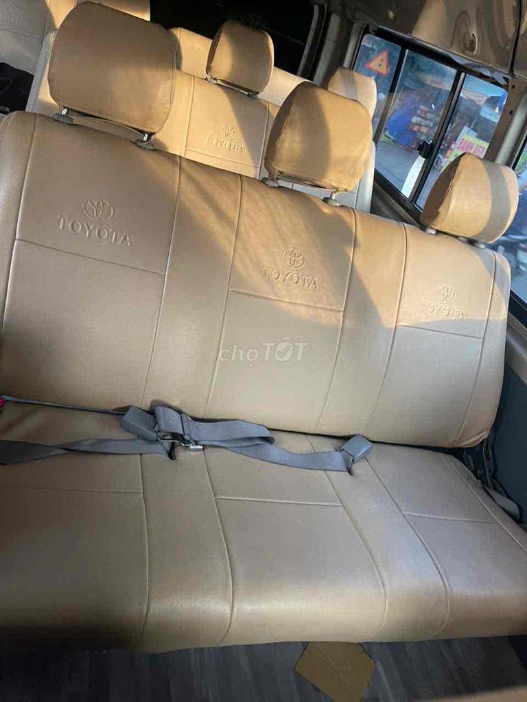 Toyota Hiace 2009 15c máy dầu. Mua bán Ô tô tại Quận 7 Tp Hồ Chí Minh được đăng bởi Chuyên mua bán xe tải VAN chạy  được giờ cấm hình 9