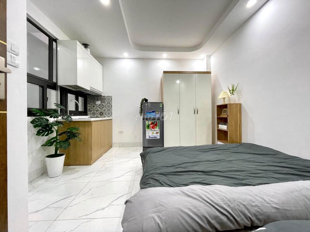 Phòng trọ studio cửa sổ giá 4tr9 Láng Hạ, Đống Đa
